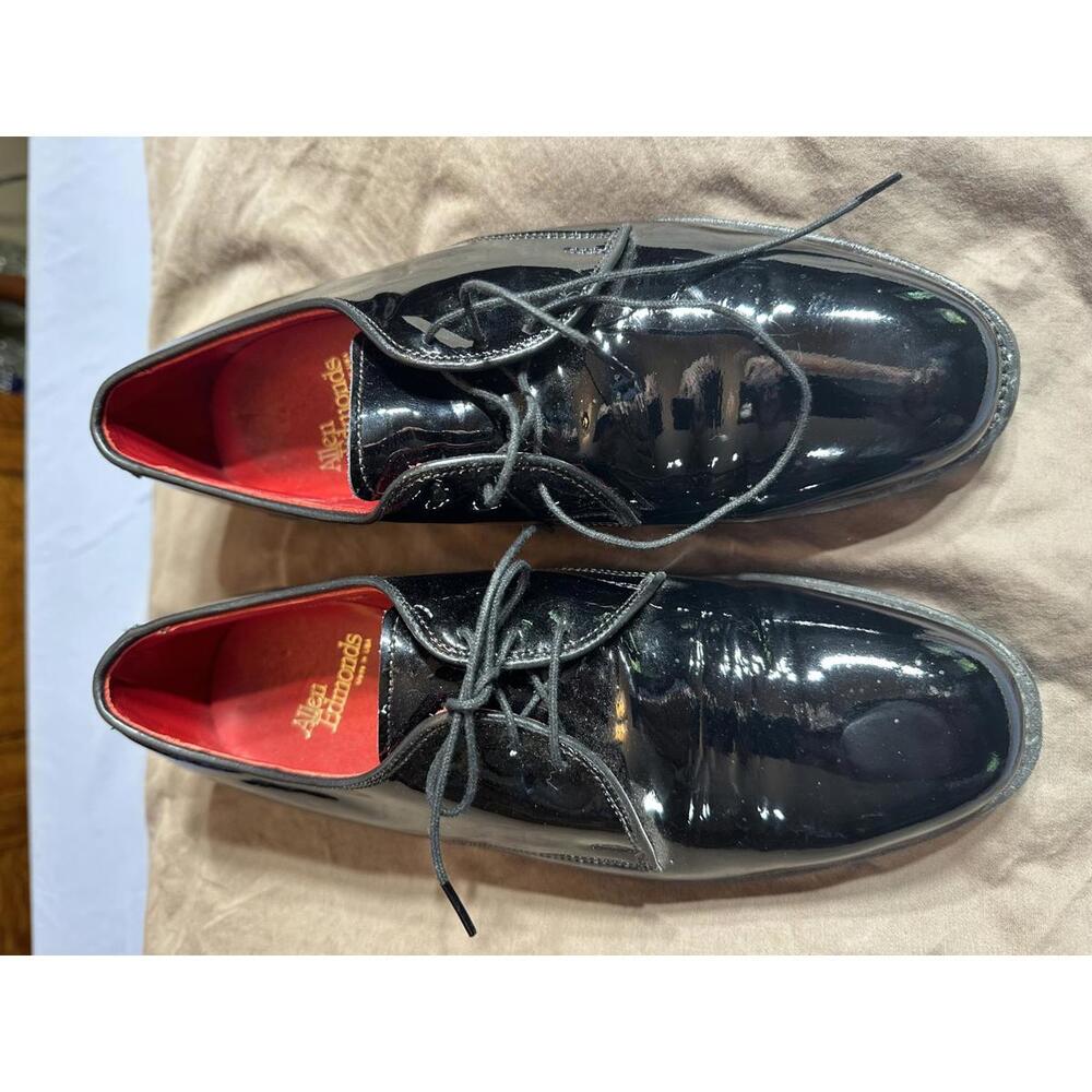 Elegant Allen Edmonds Black Patent Leather Oxfords